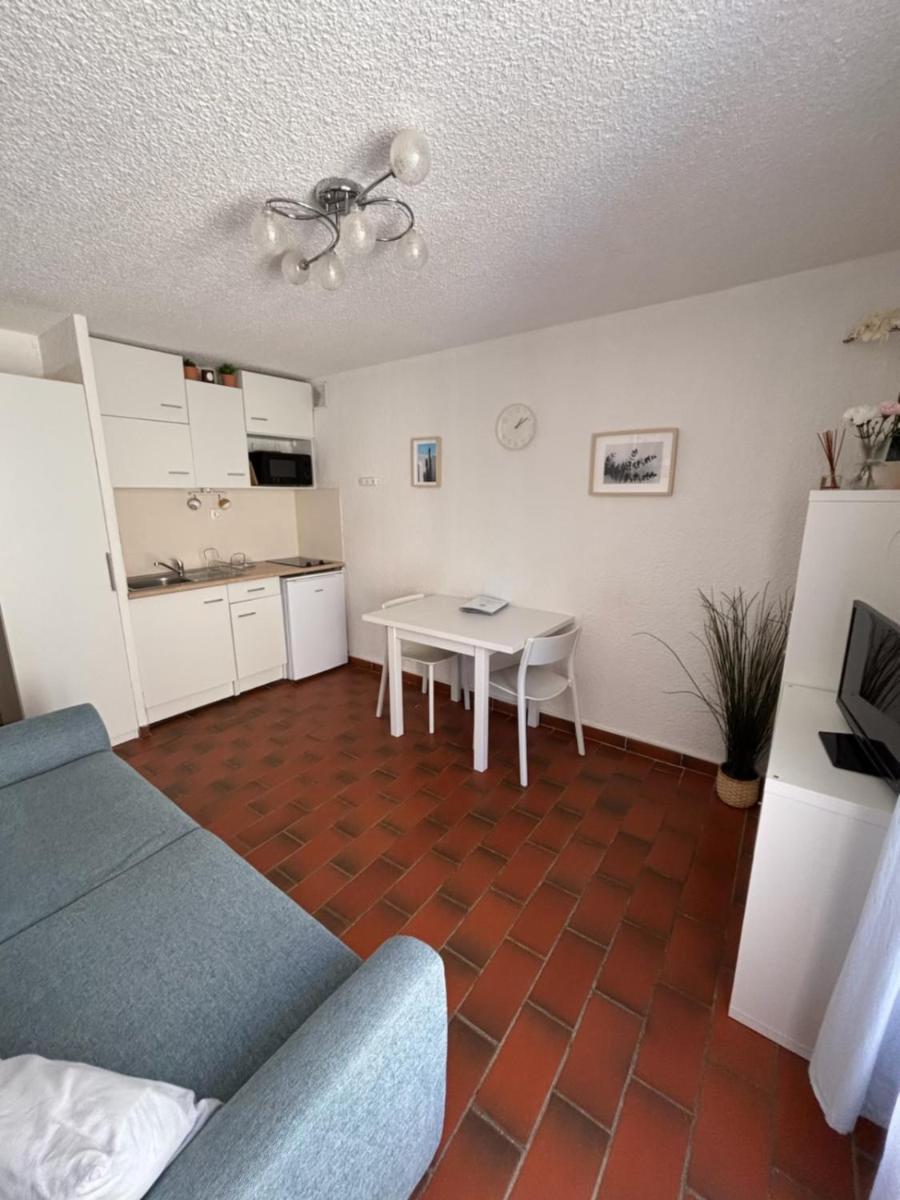Appartement Au Coeur De Bandol Luaran gambar