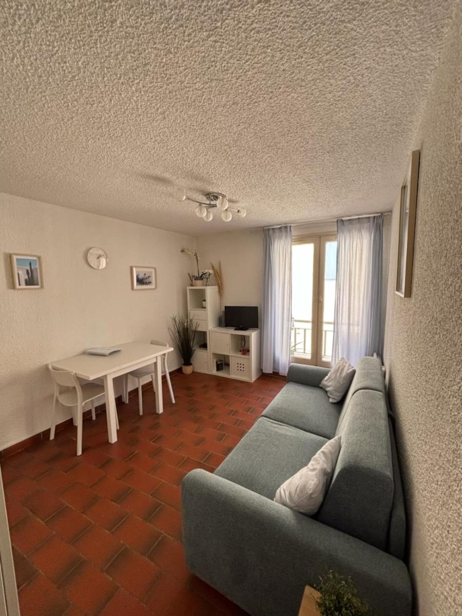 Appartement Au Coeur De Bandol Luaran gambar